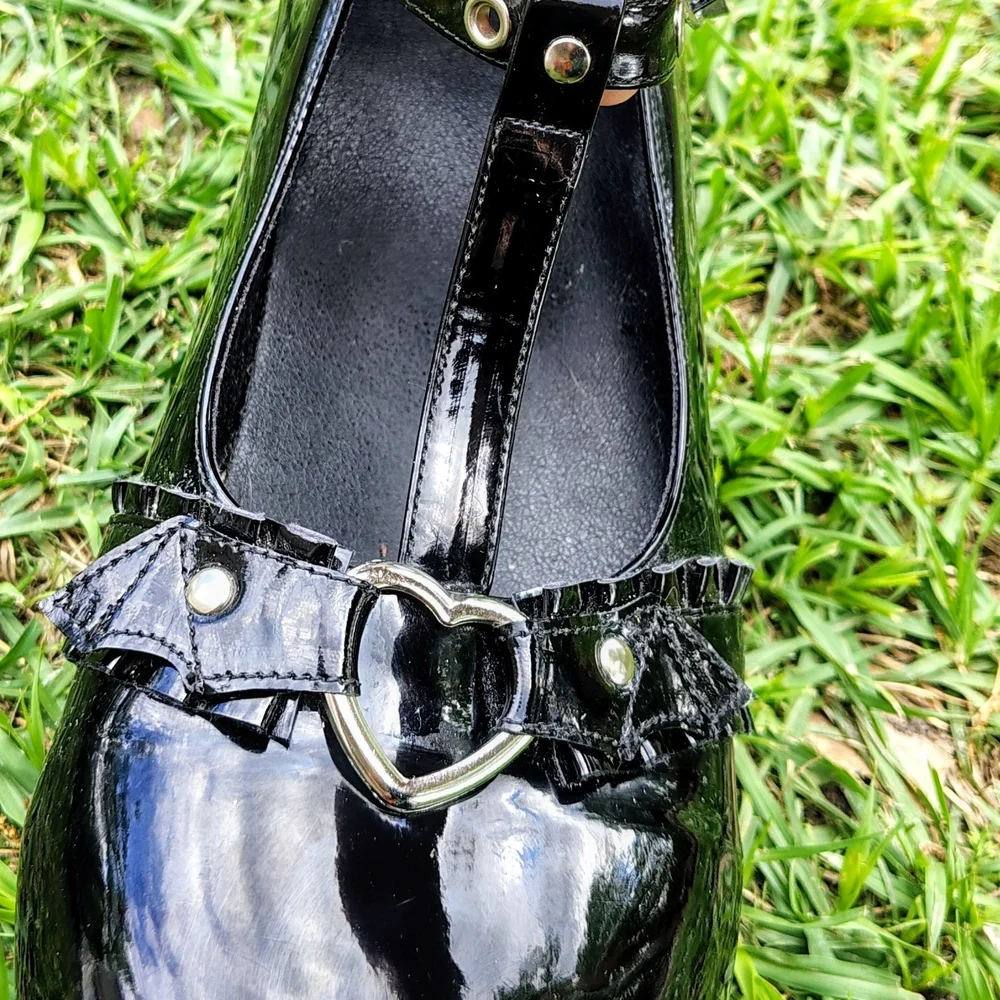 Women’s Black Patent Platform Gothic Mary Jane Heels - Picture 5 of 15